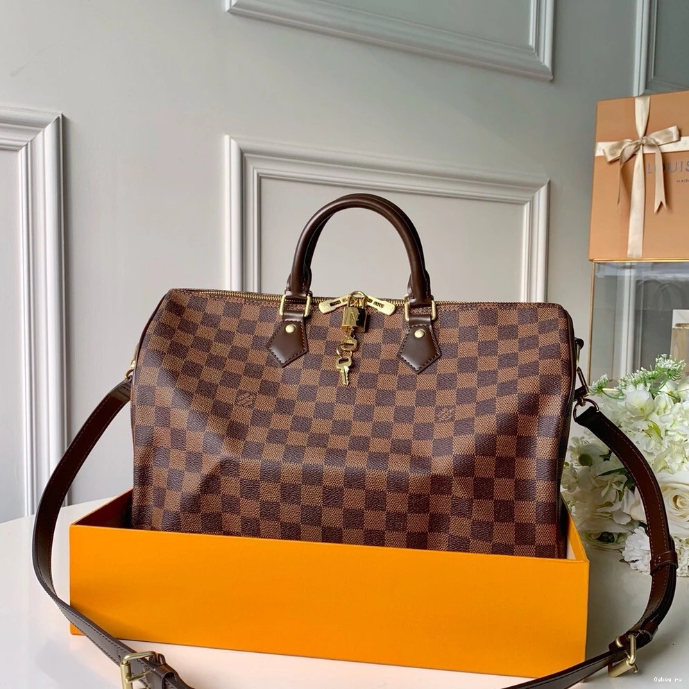35 Louis Vuitton BANDOULIÈRE SPEEDY 0711
